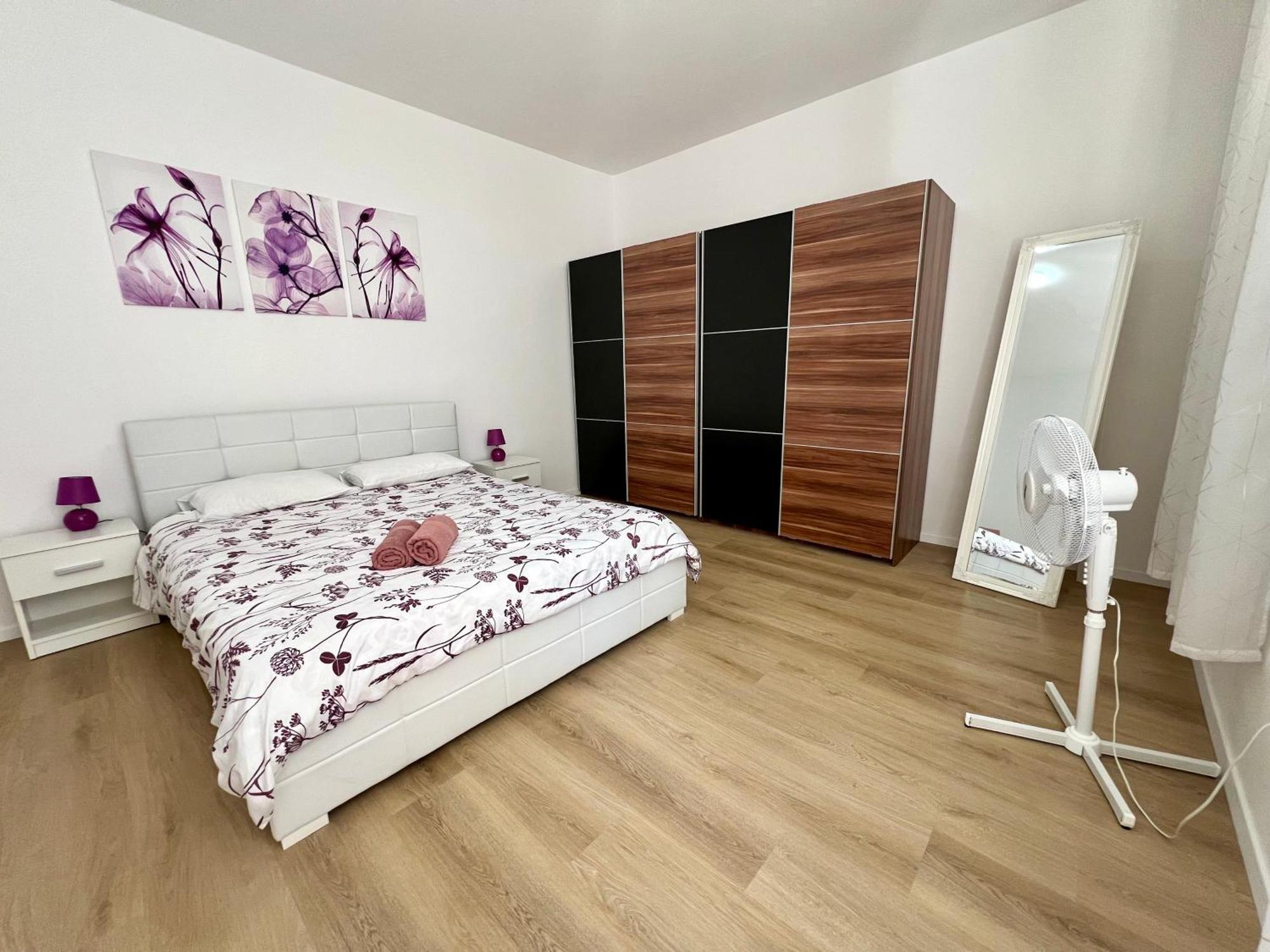 V&V Apartment Pola Esterno foto